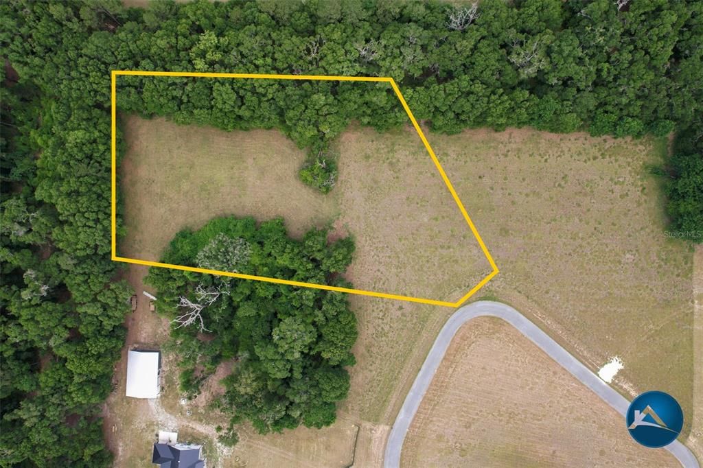 На продажу: $995,000 (5 спален, 3 ванн, 3600 Квадратных фут)