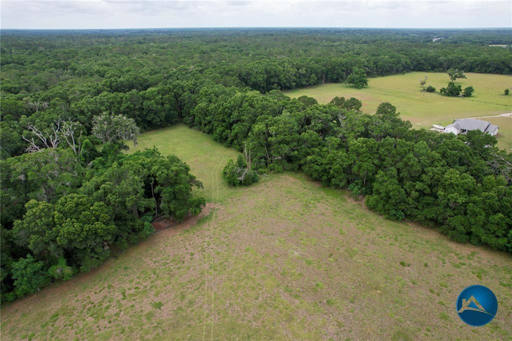 На продажу: $995,000 (5 спален, 3 ванн, 3600 Квадратных фут)