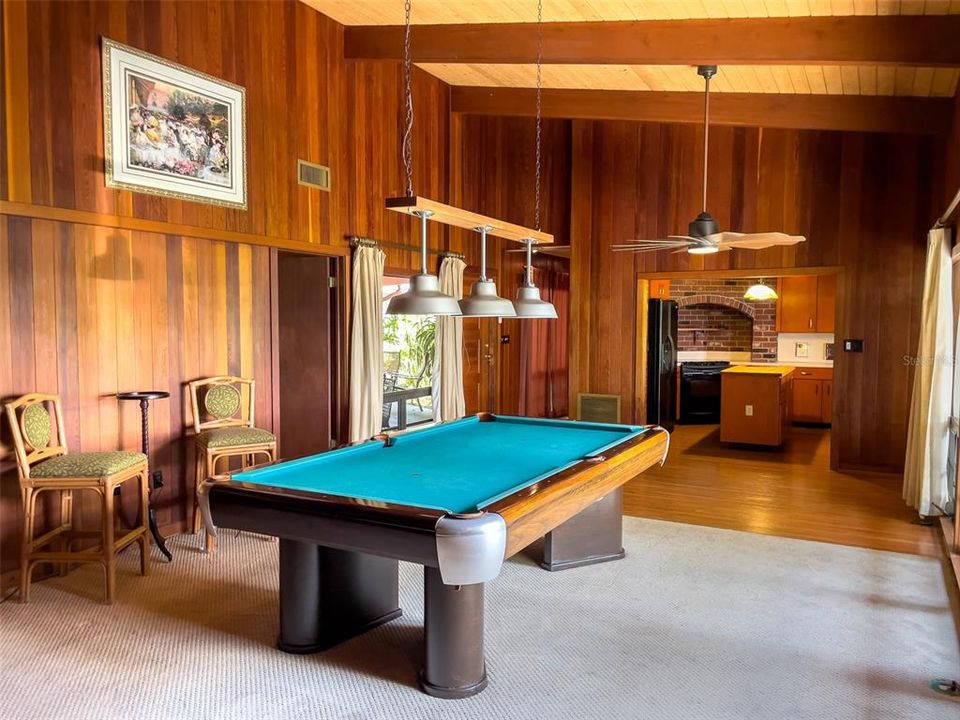 For Sale: $499,000 (3 beds, 3 baths, 2549 Square Feet)