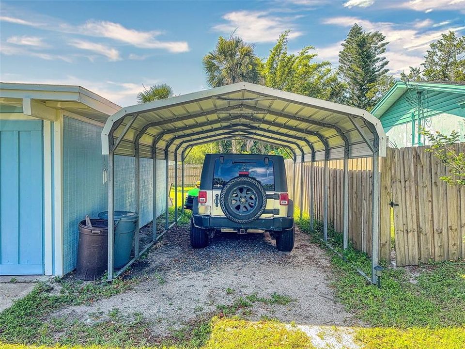 For Sale: $245,000 (3 beds, 1 baths, 990 Square Feet)