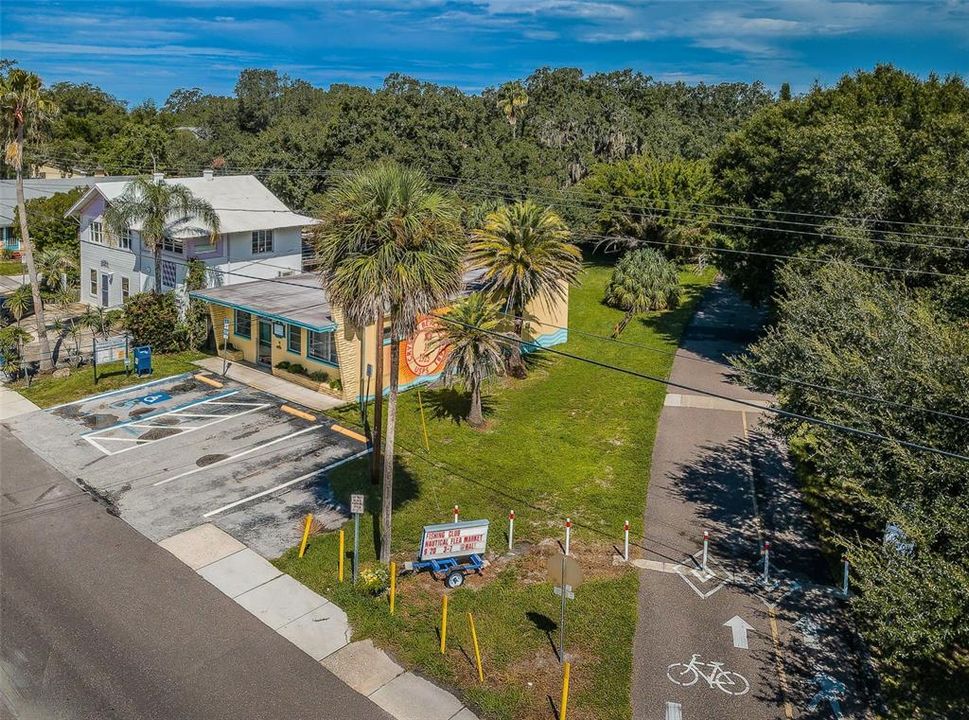 For Sale: $750,000 (0.32 acres)