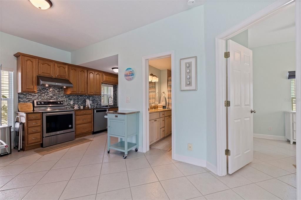 В аренду: $9,000 (3 спален, 3 ванн, 1599 Квадратных фут)