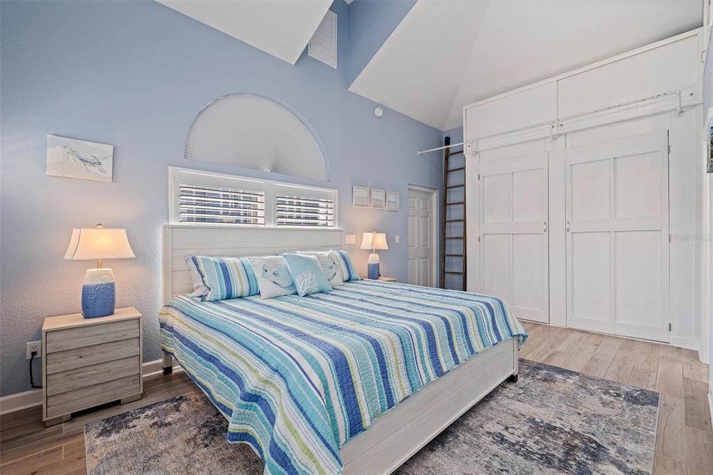 В аренду: $9,000 (3 спален, 3 ванн, 1599 Квадратных фут)