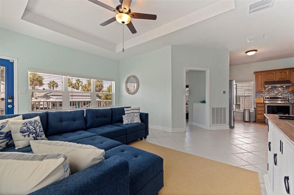 В аренду: $9,000 (3 спален, 3 ванн, 1599 Квадратных фут)