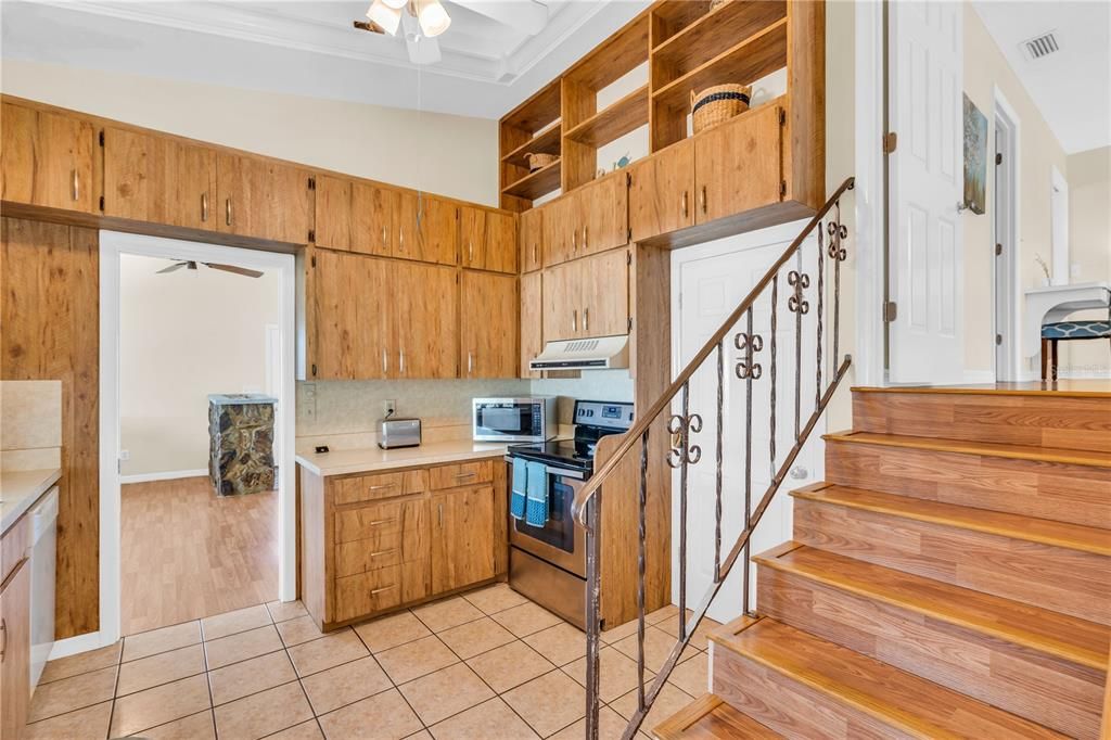 出租: $6,500 (3 贝兹, 3 浴室, 1692 平方英尺)