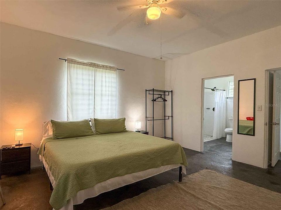 For Sale: $399,000 (3 beds, 2 baths, 1103 Square Feet)