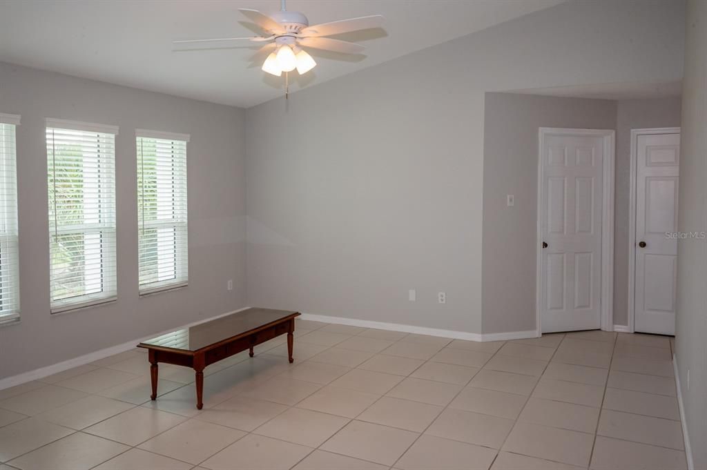 Active With Contract: $325,000 (3 beds, 2 baths, 1280 Square Feet)