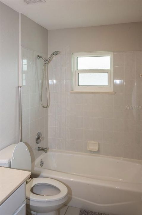 Active With Contract: $325,000 (3 beds, 2 baths, 1280 Square Feet)