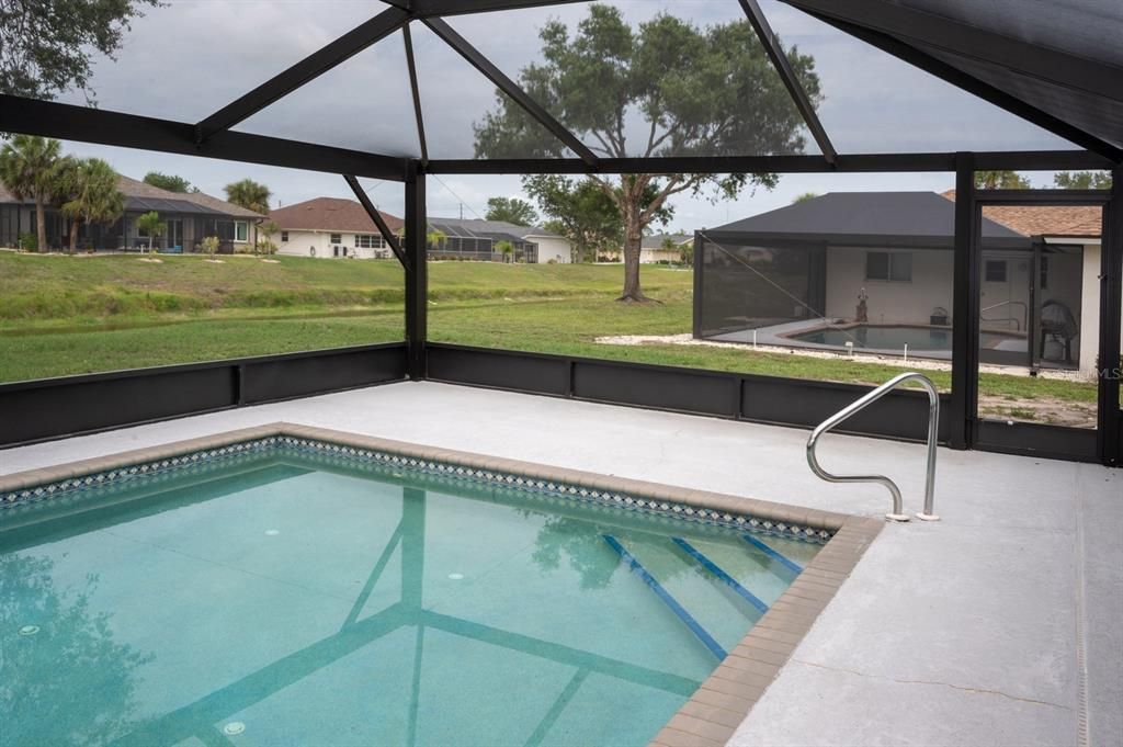 Active With Contract: $325,000 (3 beds, 2 baths, 1280 Square Feet)