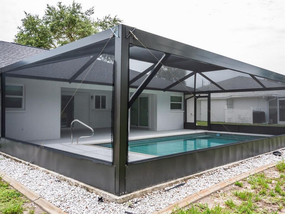 Active With Contract: $325,000 (3 beds, 2 baths, 1280 Square Feet)