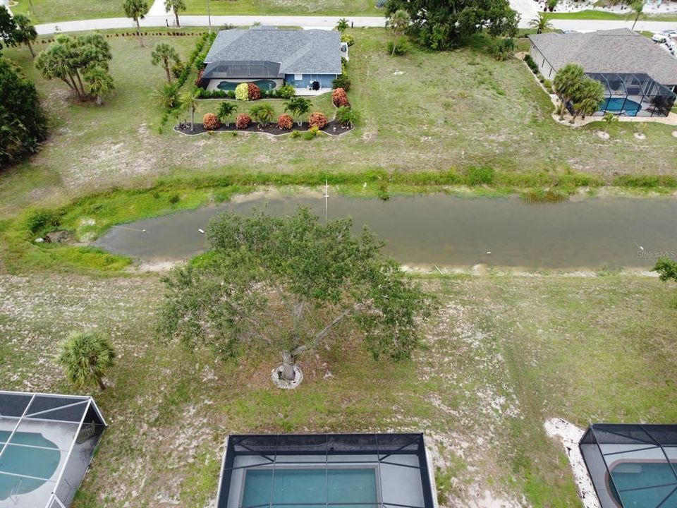 Active With Contract: $325,000 (3 beds, 2 baths, 1280 Square Feet)