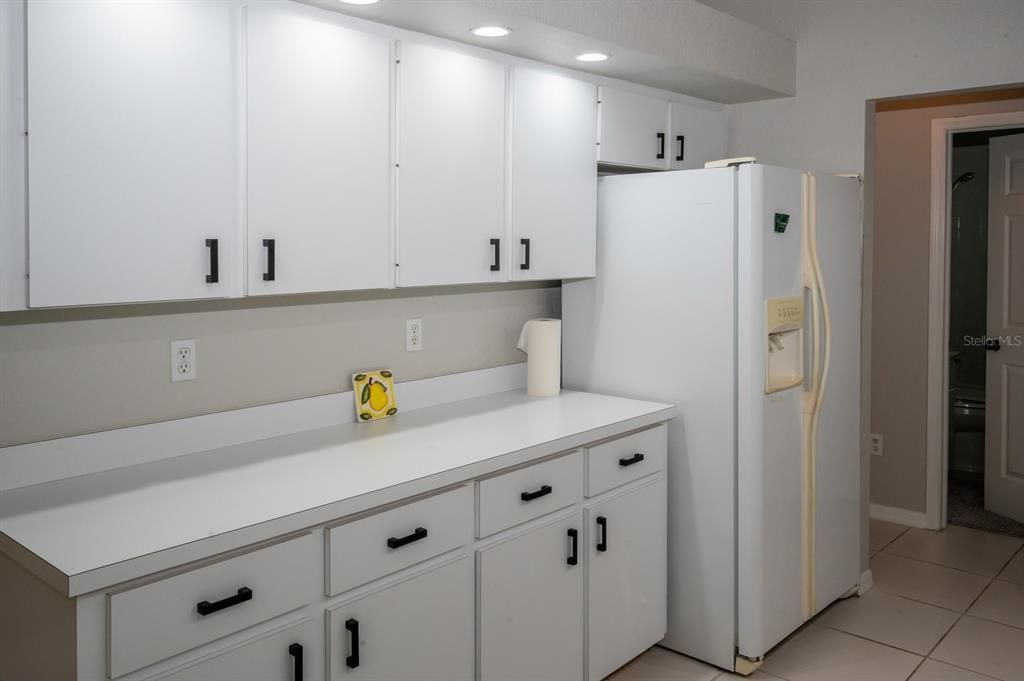 Active With Contract: $325,000 (3 beds, 2 baths, 1280 Square Feet)