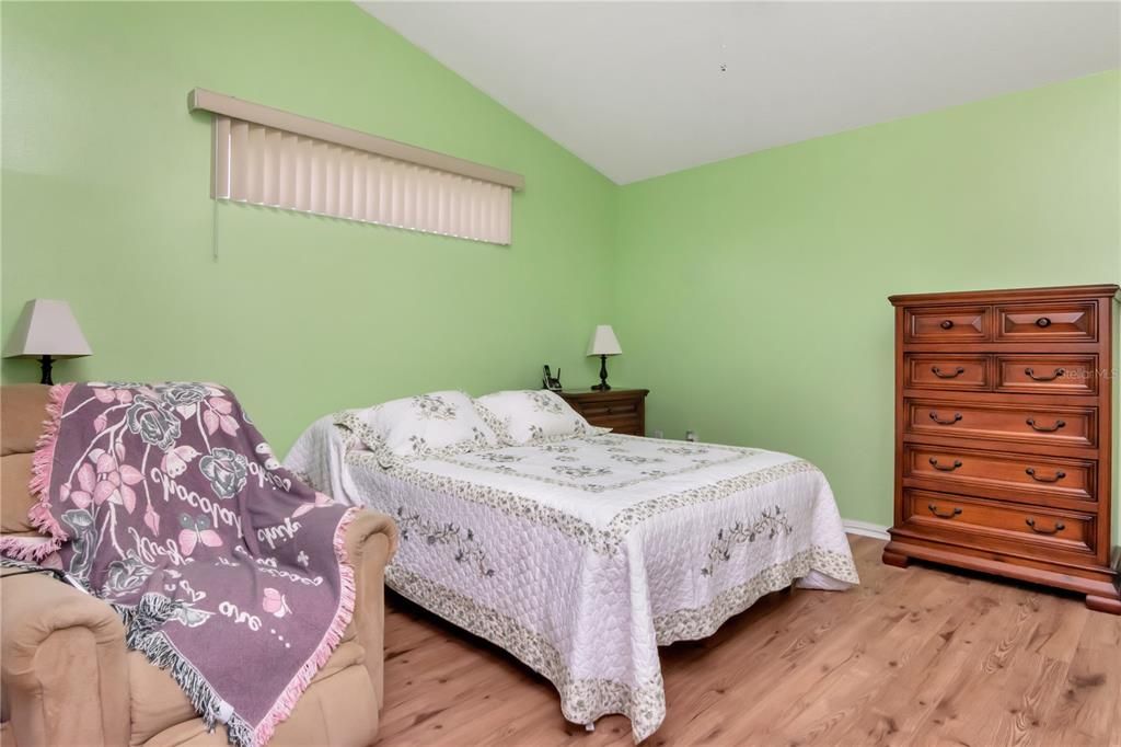 For Sale: $414,990 (4 beds, 2 baths, 2115 Square Feet)