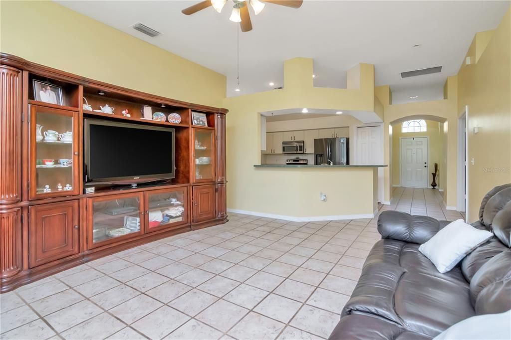 For Sale: $414,990 (4 beds, 2 baths, 2115 Square Feet)