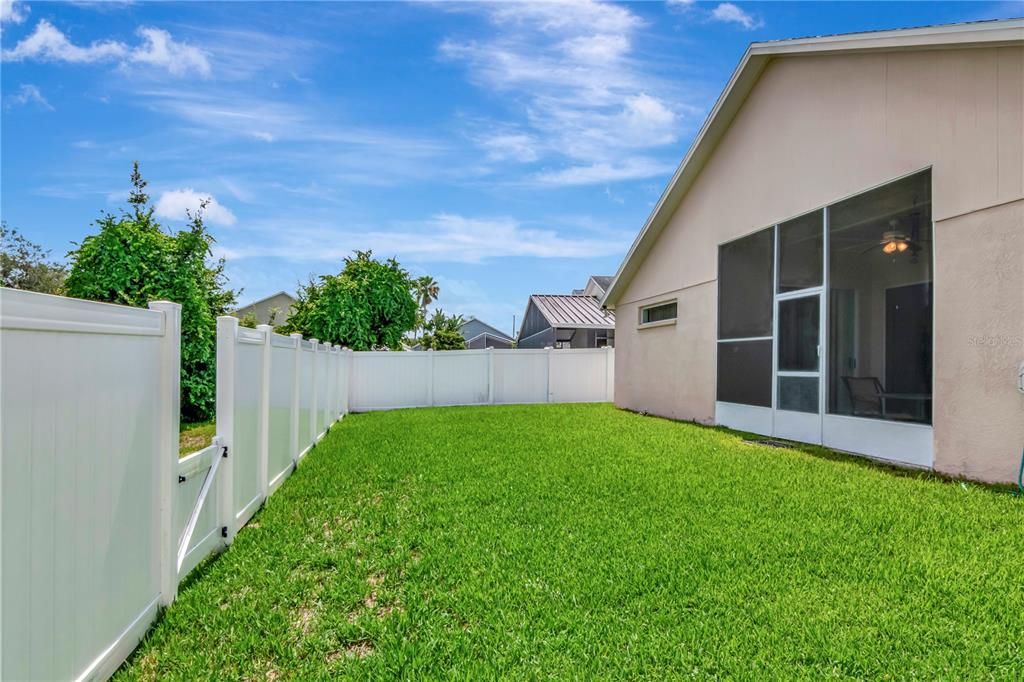 For Sale: $414,990 (4 beds, 2 baths, 2115 Square Feet)