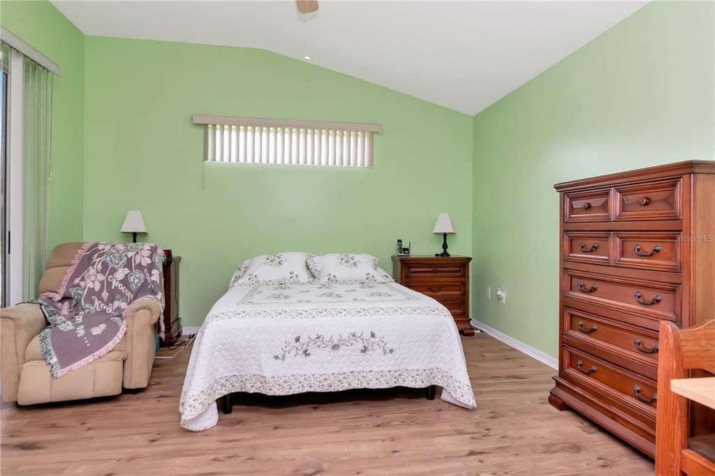 For Sale: $414,990 (4 beds, 2 baths, 2115 Square Feet)