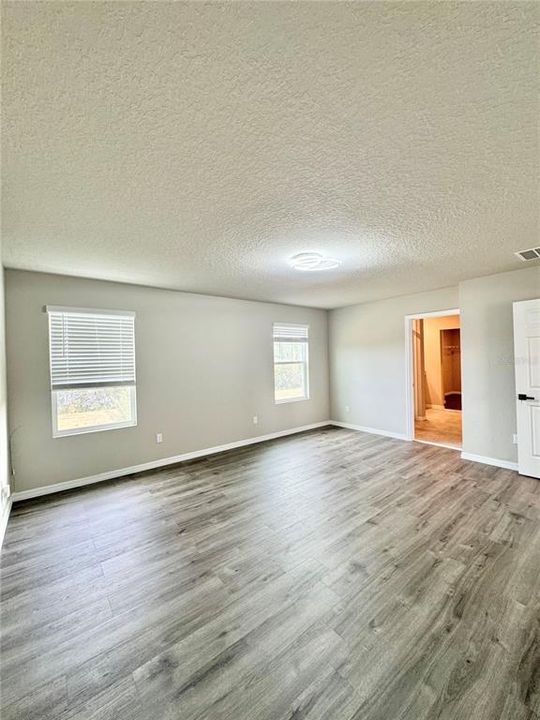 Active With Contract: $2,500 (4 beds, 3 baths, 2634 Square Feet)