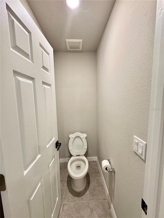 Active With Contract: $2,500 (4 beds, 3 baths, 2634 Square Feet)