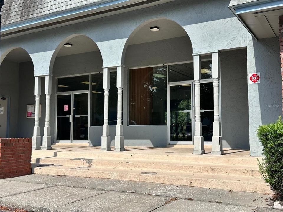 For Sale: $127,000 (2 beds, 2 baths, 1066 Square Feet)