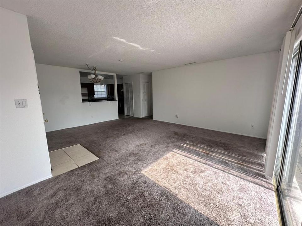 For Sale: $127,000 (2 beds, 2 baths, 1066 Square Feet)