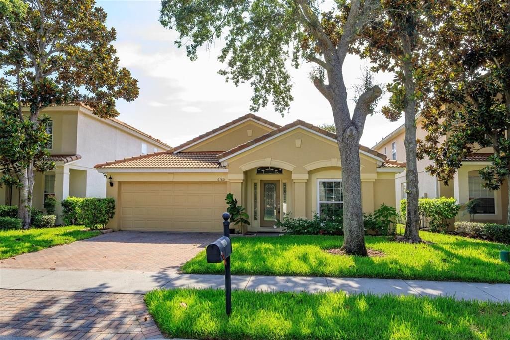 Под контрактом: $480,000 (3 спален, 2 ванн, 2039 Квадратных фут)