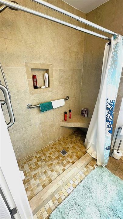 2nd Bath Shower