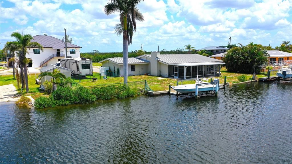 150' of Waterfront