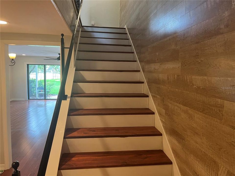 待售: $185,000 (2 贝兹, 2 浴室, 1691 平方英尺)