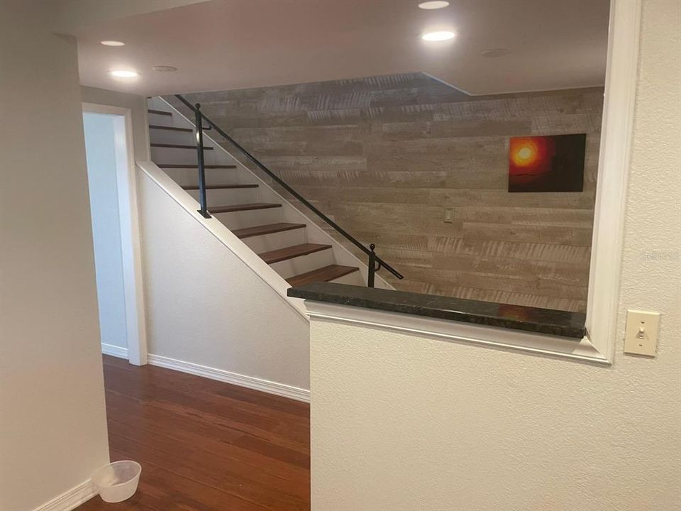 待售: $185,000 (2 贝兹, 2 浴室, 1691 平方英尺)