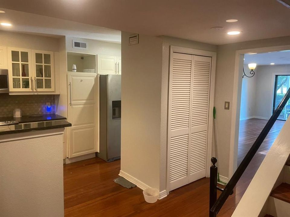 待售: $185,000 (2 贝兹, 2 浴室, 1691 平方英尺)