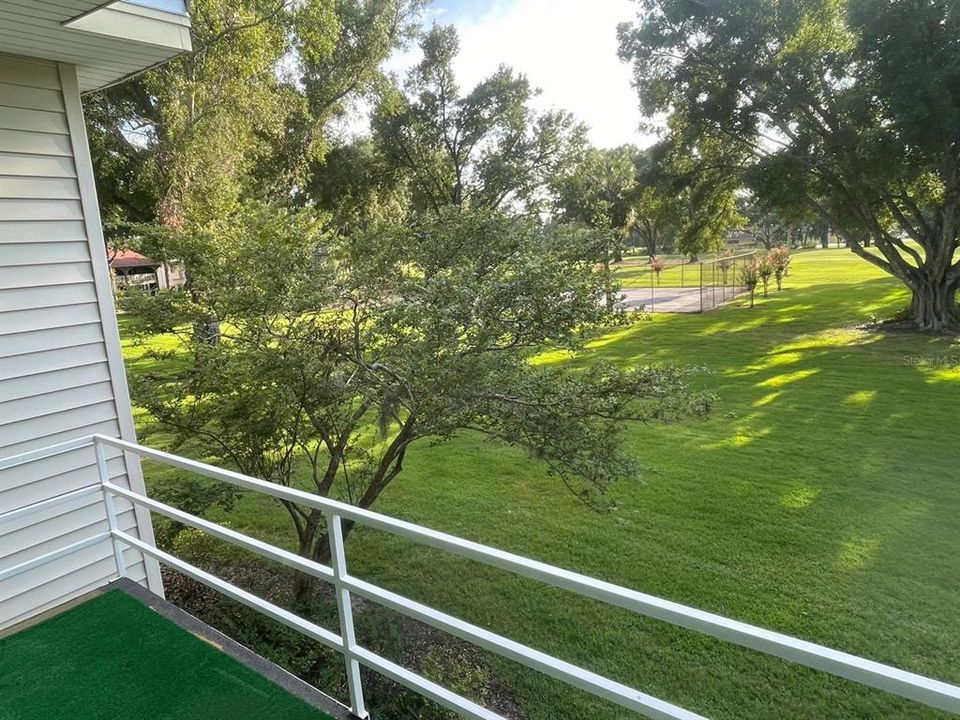 待售: $185,000 (2 贝兹, 2 浴室, 1691 平方英尺)