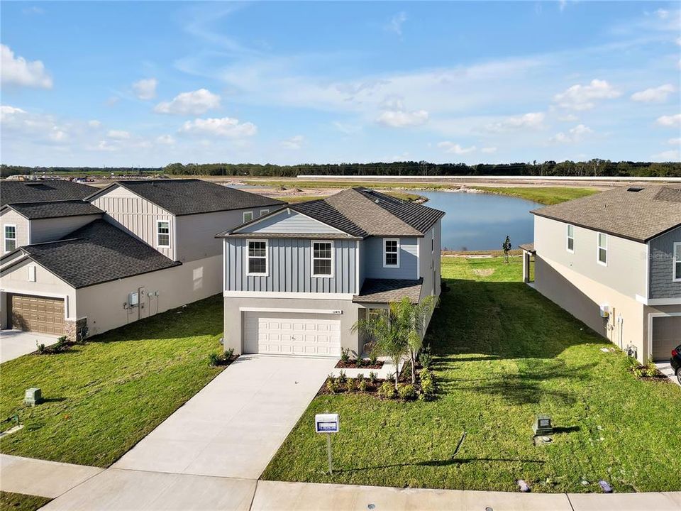 出租: $2,390 (4 贝兹, 2 浴室, 2000 平方英尺)