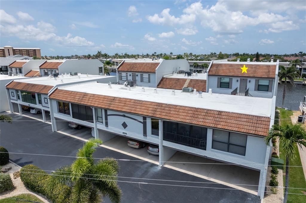 На продажу: $364,900 (2 спален, 2 ванн, 1296 Квадратных фут)