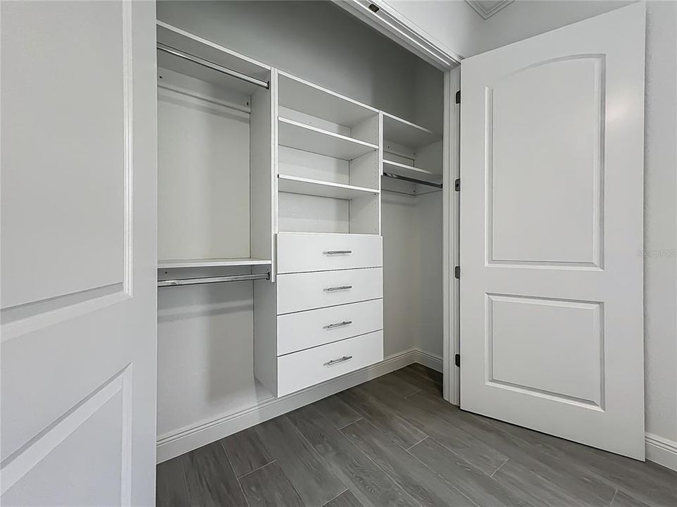 En Venta: $589,000 (3 camas, 2 baños, 2064 Pies cuadrados)