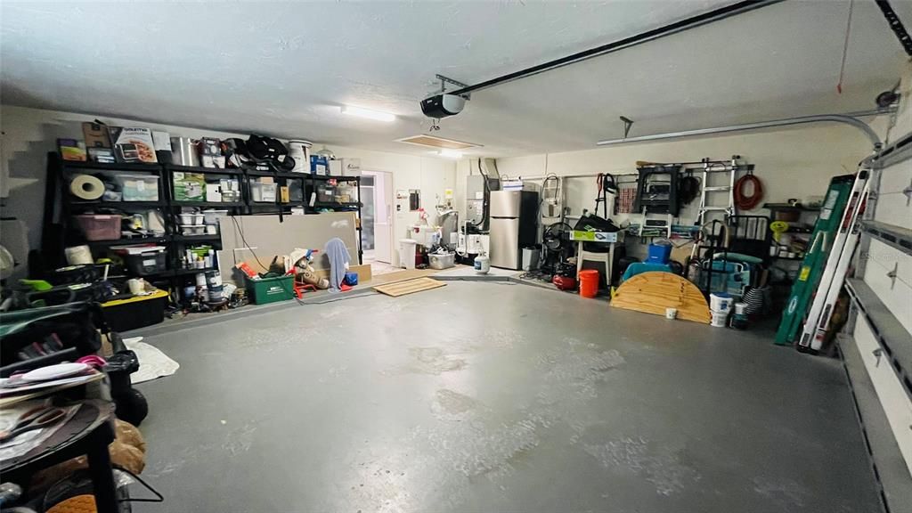 合同活跃: $612,000 (3 贝兹, 3 浴室, 2477 平方英尺)