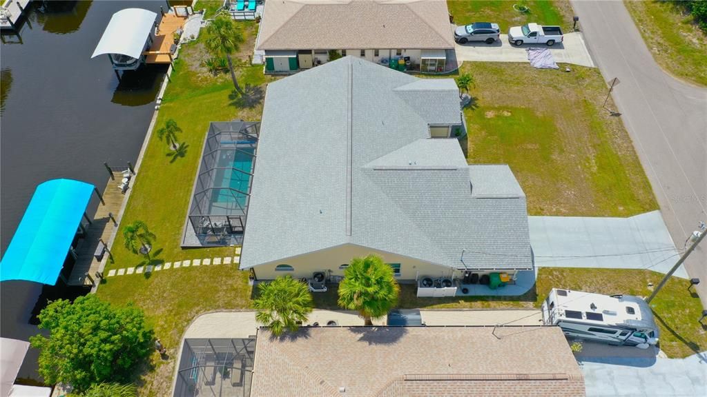 合同活跃: $612,000 (3 贝兹, 3 浴室, 2477 平方英尺)