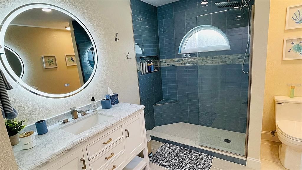 合同活跃: $612,000 (3 贝兹, 3 浴室, 2477 平方英尺)