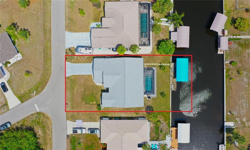 合同活跃: $612,000 (3 贝兹, 3 浴室, 2477 平方英尺)