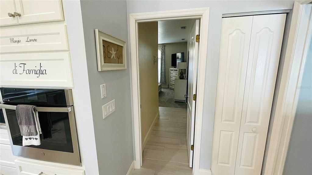 合同活跃: $612,000 (3 贝兹, 3 浴室, 2477 平方英尺)