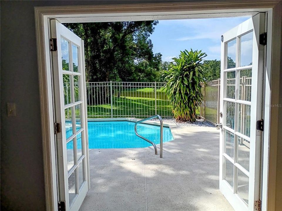 En Venta: $419,299 (4 camas, 2 baños, 1836 Pies cuadrados)