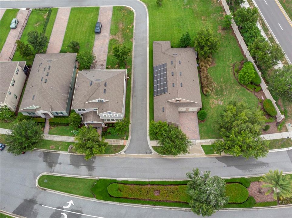 Под контрактом: $575,000 (4 спален, 3 ванн, 2295 Квадратных фут)