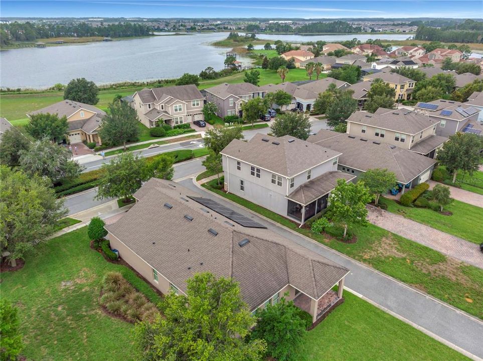 Под контрактом: $575,000 (4 спален, 3 ванн, 2295 Квадратных фут)