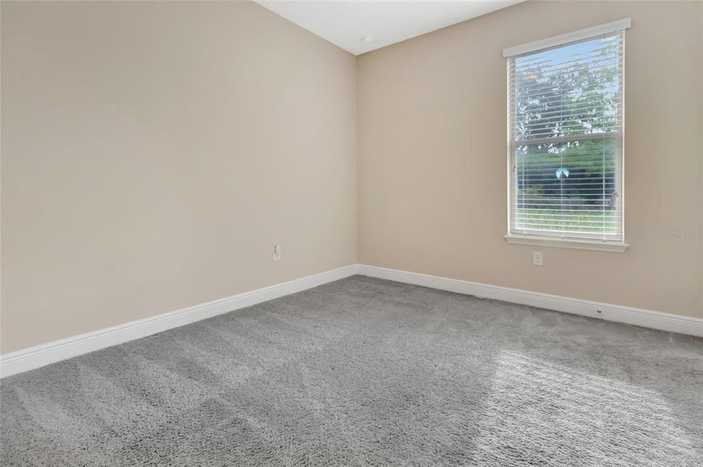 Под контрактом: $575,000 (4 спален, 3 ванн, 2295 Квадратных фут)