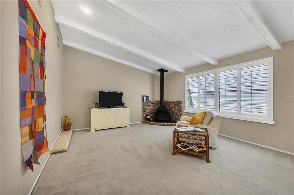 待售: $1,995,000 (3 贝兹, 2 浴室, 2181 平方英尺)