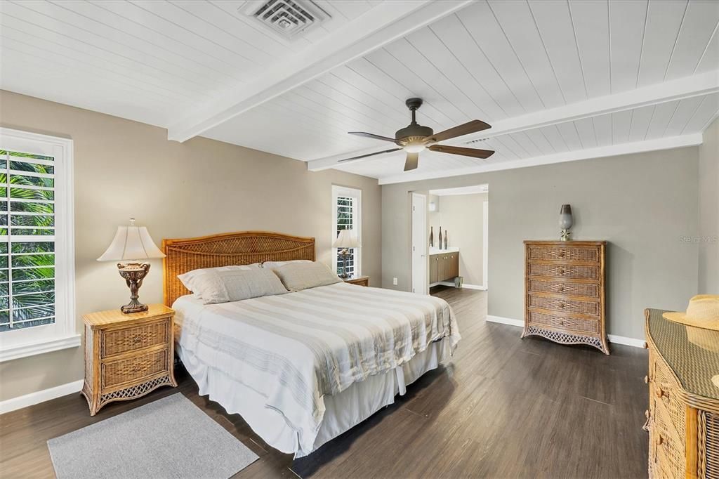 待售: $1,995,000 (3 贝兹, 2 浴室, 2181 平方英尺)