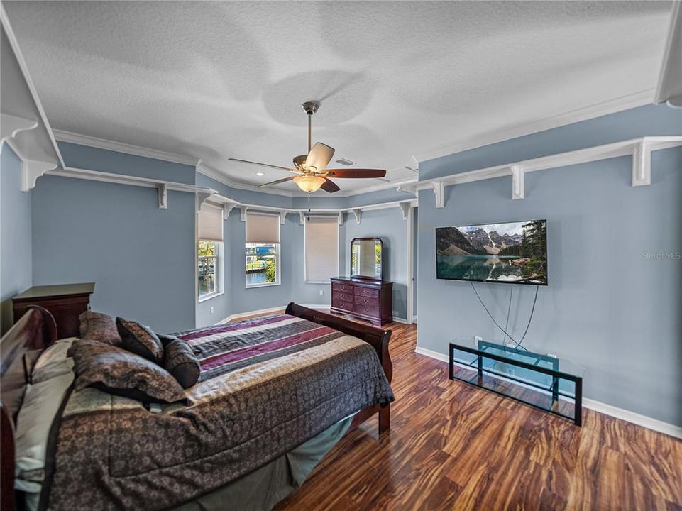 На продажу: $1,850,000 (4 спален, 4 ванн, 3913 Квадратных фут)