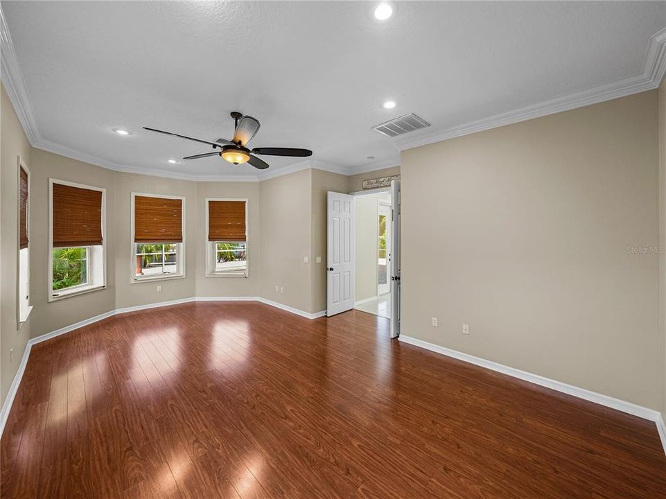 На продажу: $1,850,000 (4 спален, 4 ванн, 3913 Квадратных фут)