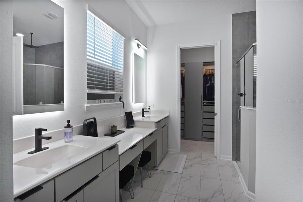 En Venta: $759,999 (5 camas, 5 baños, 3583 Pies cuadrados)