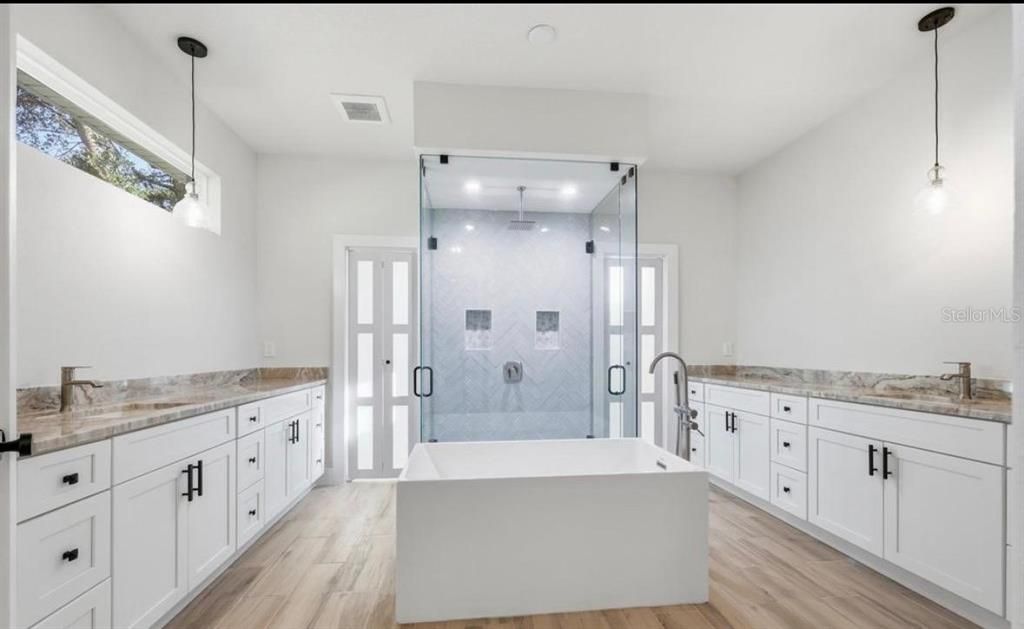 На продажу: $999,000 (4 спален, 3 ванн, 2784 Квадратных фут)