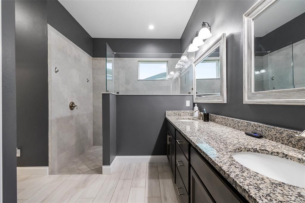 待售: $979,000 (3 贝兹, 3 浴室, 2034 平方英尺)